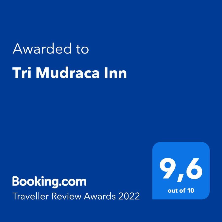 Tri Mudraca Inn Karanac Exteriér fotografie